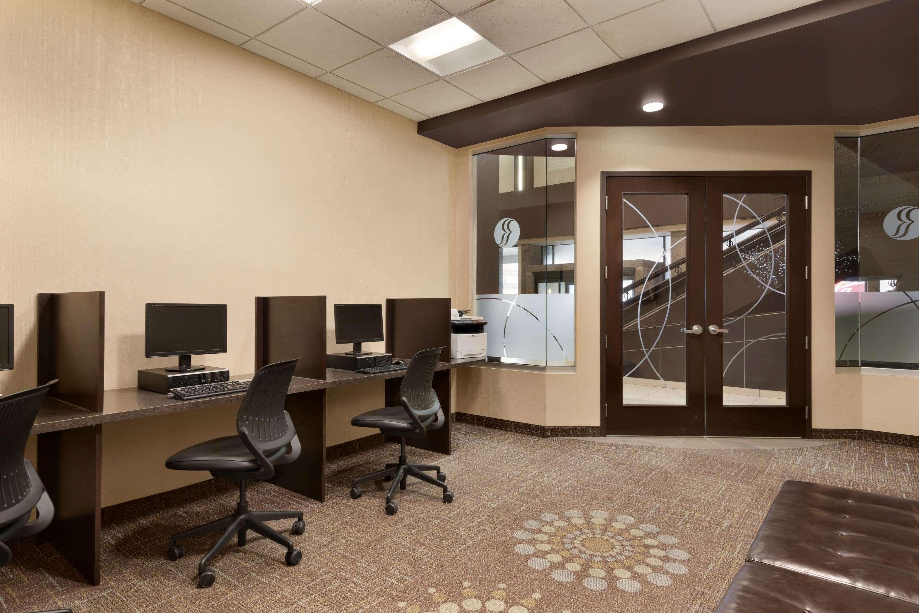 فندق Ramada Plaza By Wyndham Regina Downtown المظهر الخارجي الصورة