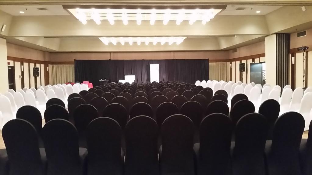 فندق Ramada Plaza By Wyndham Regina Downtown المظهر الخارجي الصورة